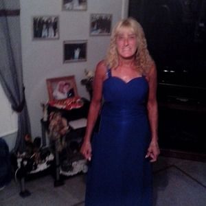 Meet your Posher, Debra